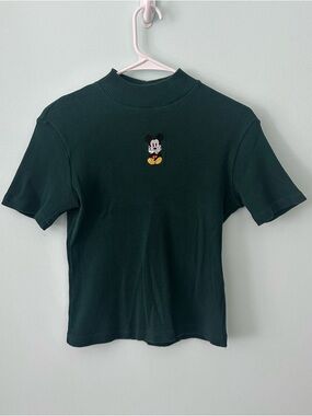 Vintage/Retro Disney Dark Green Ribbed Mock Neck Tee w/ Mickey Embroidered Icon